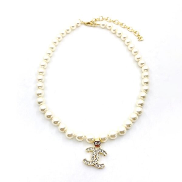 18K CC Diamonds Pearls Necklace