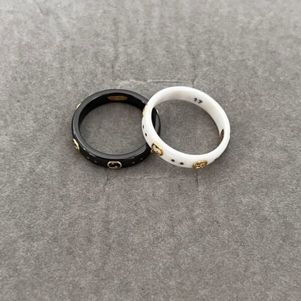 18K Double G Icon Black Corundum Ring