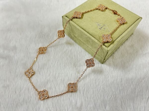 18K Vintage Alhambra Diamonds 10 Motifs Necklace