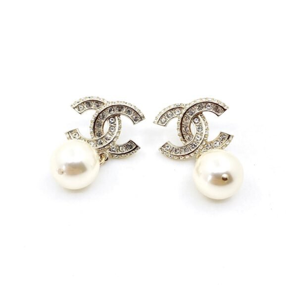 18K CC Pearls Earrings