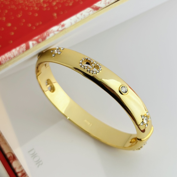 18K CD Diamond Bracelet