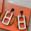 18K H Equipe Stud Earrings