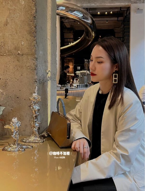 18K H Equipe Stud Earrings