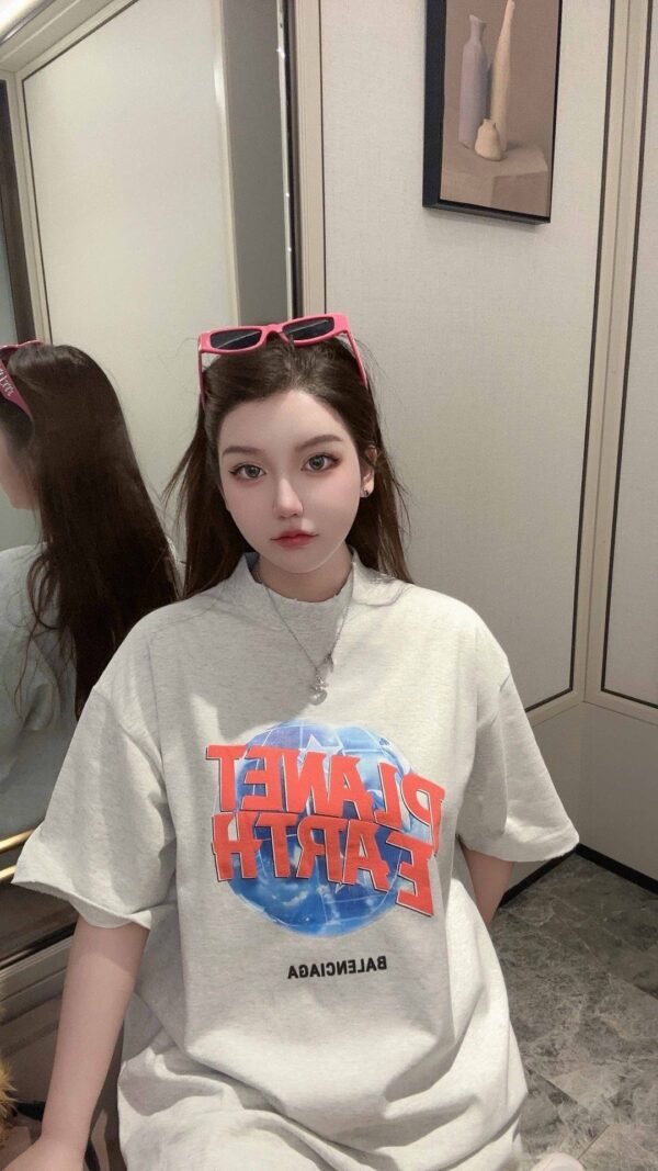 13_aa0c677f-ceb7-4488-8ced-f81027d4d303 Balenciaga Planet Earth T-Shirt (White)