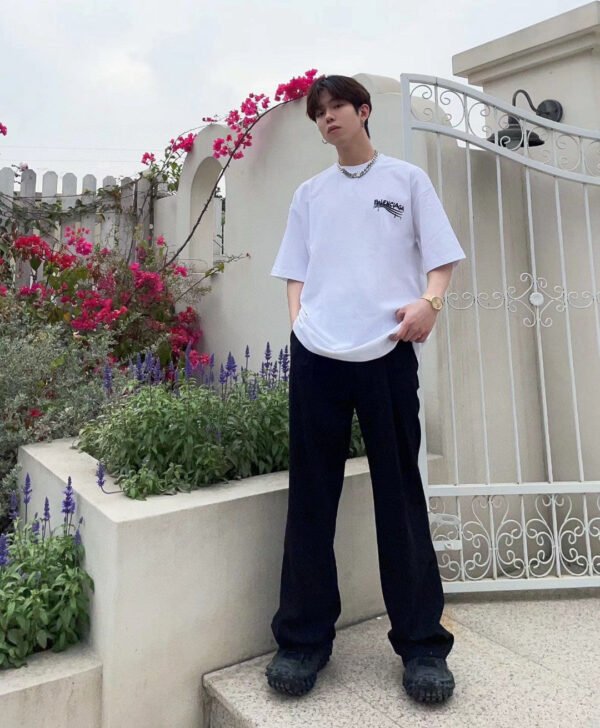 13_bffa788a-55c4-4416-92b8-23892cef8307 Balenciaga Paris T-Shirt (White)