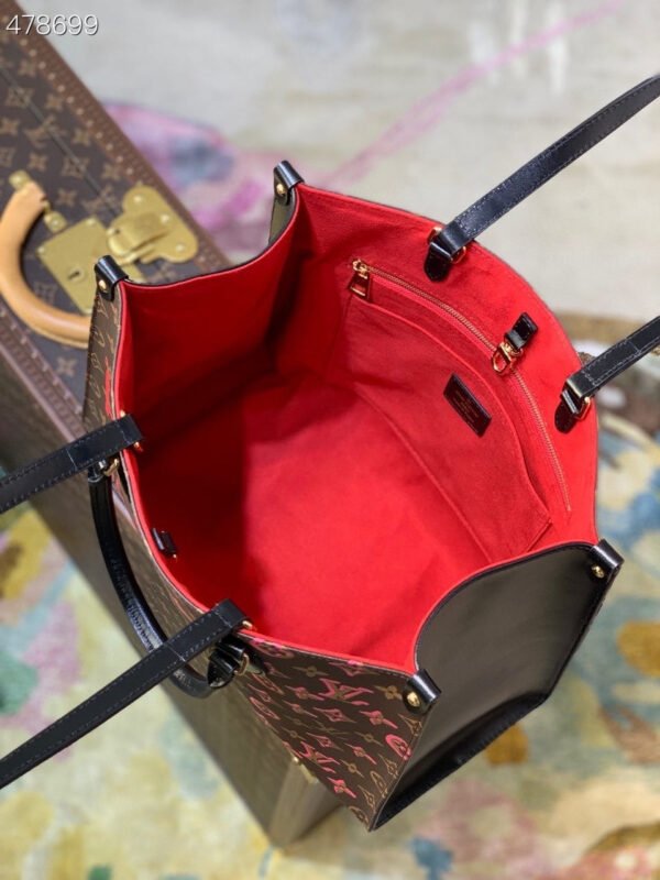 LV Onthego MM Fall In Love Monogram Canvas For Women, Women¡¯s Handbags, Shoulder Bags 13.8in/35cm LV M45888