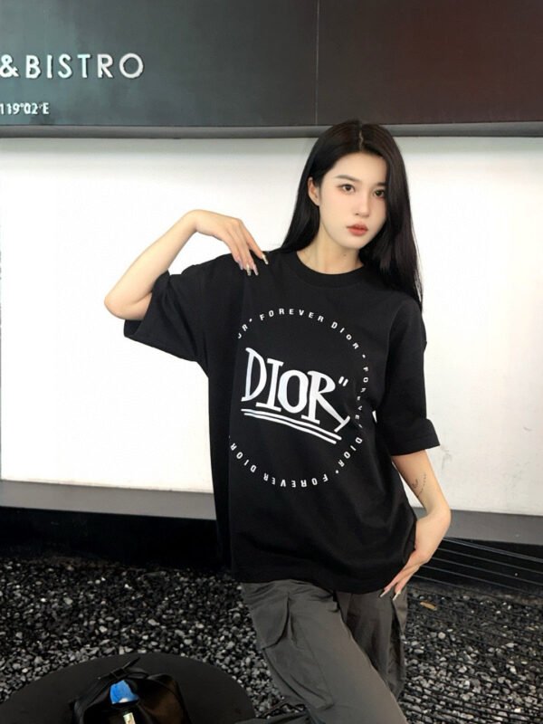 16_5aa74948-3c97-4d82-b9dc-22a7fbdde54d Dior "Forever Dior" T-Shirt (Black)