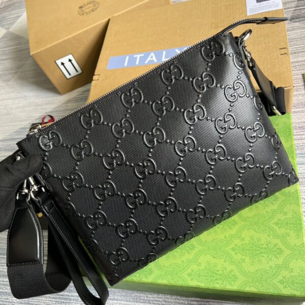 gg Embossed Medium Messenger Bag?Black gg Embossed For Men 12in/31cm gg 696009 1W3CN 1000