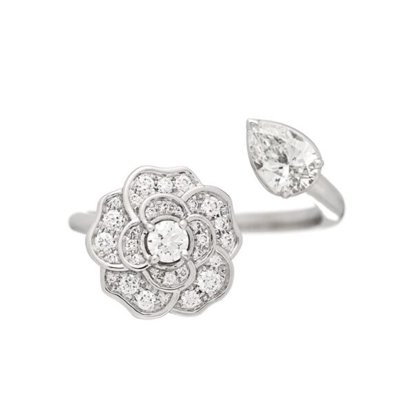18K CC Diamond Camelia Precieux Ring