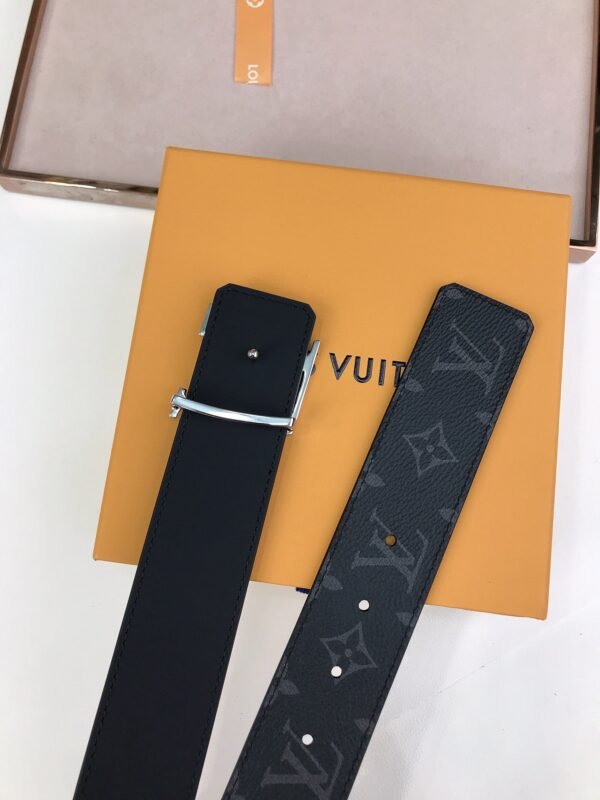 Luxury  LUV  BELTS 002