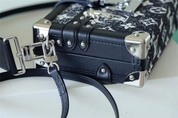 LV Petite Malle Monogram Jacquard Denim Navy Blue For Women,  Shoulder And Crossbody Bags 7.9in/20cm LV?