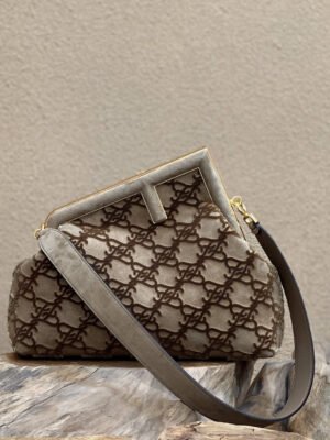 FI First Medium Gray Bag For Woman 32.5cm/13in