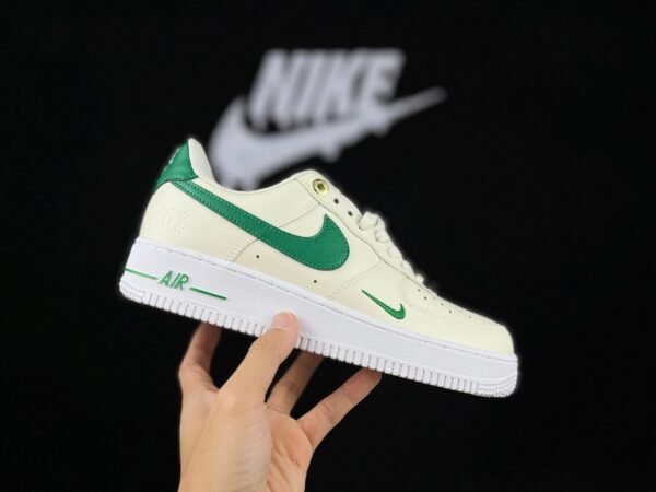 2._2_e98c7a51-a5a9-4efb-9a1c-9118d1df6645 NIKE AIR FORCE 1 "Light Green"