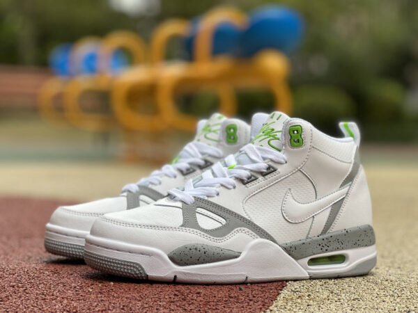 2._2_faca1c4b-ffdf-4ab0-aa9c-49d6ad136c07 JORDAN 13 "White/Grey/Green"