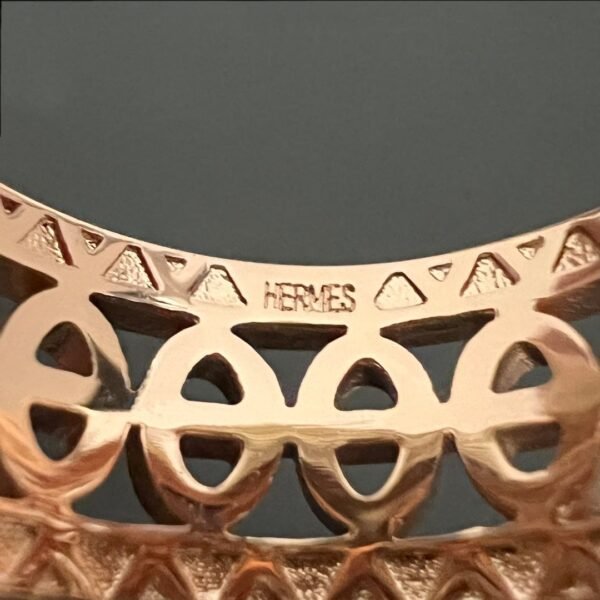 18K D'ancre Divine H Ring