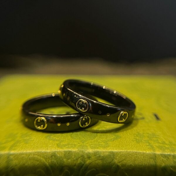 18K Double G Icon Black Corundum Ring