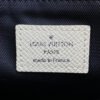 LV New Flap Messenger Bag Taiga White For Men, Bags, Shoulder And Crossbody Bags 11.1in/28.3cm LV?