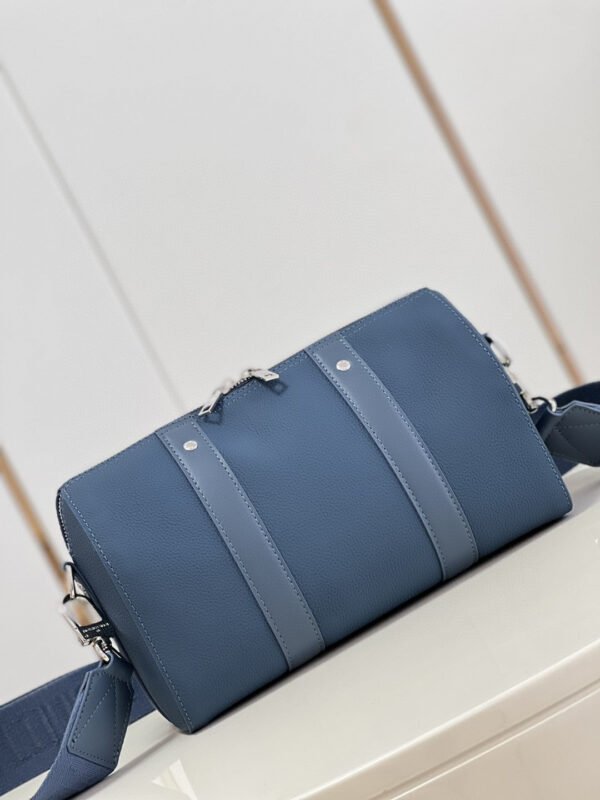 21eb3ce8 LV City Keepall Aerogram Blue For Men, Bags, Shoulder And Crossbody Bags 10.6in/27cm LV