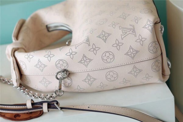 LV Why Knot MM Mahina Light Pink For Women,  Shoulder And Crossbody Bags 13.4in/34cm LV?