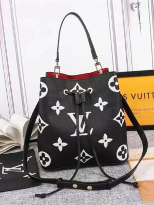 LV N¨¦oNo¨¦ MM LV Initials And Monogram Flowers Black/White For Women, WoHandbags 10.2in/26cm LV M45497