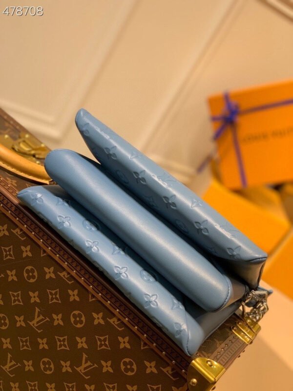 LV Coussin PM Monogram Embossed Puffy Light Blue For Women, Women¡¯s Handbags, Shoulder And Crossbody Bags 10.2in/26cm LV