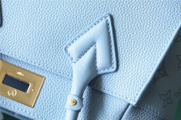 2b536626 LV On My Side PM Mahina Bleu Nuage Blue For Women, Shoulder And Crossbody Bags 25cm/9.8in LV M59432
