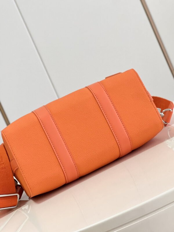 2bca8f3f LV City Keepall Aerogram Orange For Men, Bags, Shoulder And Crossbody Bags 10.6in/27cm LV