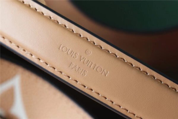 LV NeoNoe MM Monogram Empreinte Arizona Beige / Cream For Women, Women¡¯s Handbags 10.2in/26cm LV M45808