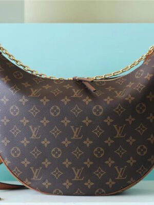 LV Loop Monogram Canvas By Nicolas Ghesquiere For Women,  Shoulder And Crossbody Bags 23cm/9.1in LV?