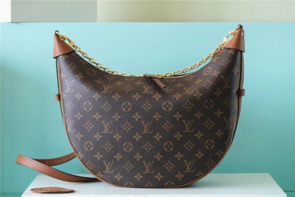 LV Loop Monogram Canvas By Nicolas Ghesquiere For Women,  Shoulder And Crossbody Bags 23cm/9.1in LV?