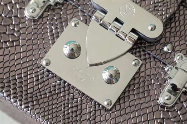 LV Petite Malle High Shiny Alligator By Nicolas Ghesquiere Silver For Women,  Shoulder And Crossbody Bags 7.9in/20cm LV?