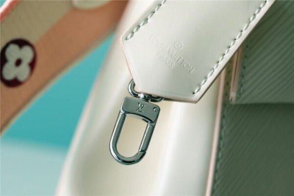 33a82236 LV Cluny Mini Epi Quartz For Women, Shoulder And Crossbody Bags 20cm/7.9in LV M58928