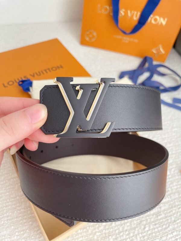 Luxury  LUV  BELTS 031