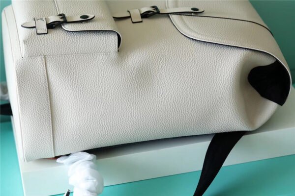 3b7d1723 LV Christopher Slim Backpack White Taurillon For Men, Bags 42cm LV M58644