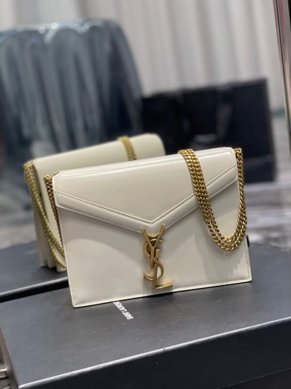 3c664cfb YSSL Cassandra Medium Chain Bag White In Grain De Poudre Embossed For Women 8.6in/22cm YSL 532750BOW0W9207