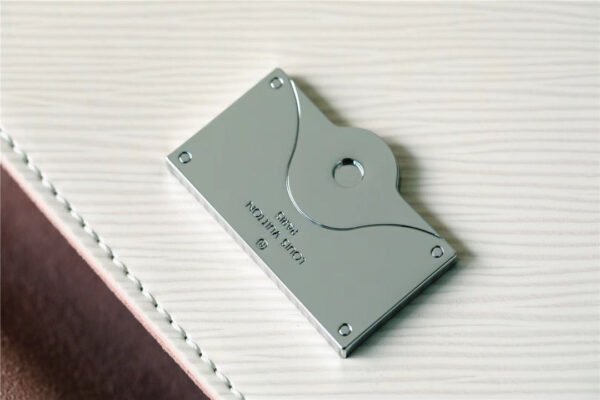 3ca5d32a LV Cluny Mini Epi Quartz For Women, Shoulder And Crossbody Bags 20cm/7.9in LV M58928