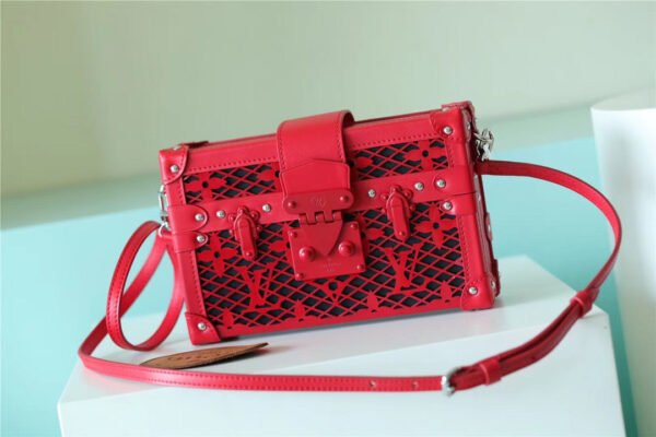 LV Petite Malle Monogram Red For Women, Women¡¯s Handbags, Shoulder And Crossbody Bags 7.9in/20cm LV?