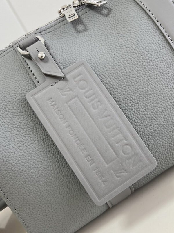 3f58dd86 LV City Keepall Aerogram Grey For Men, Bags, Shoulder And Crossbody Bags 10.6in/27cm LV M59328