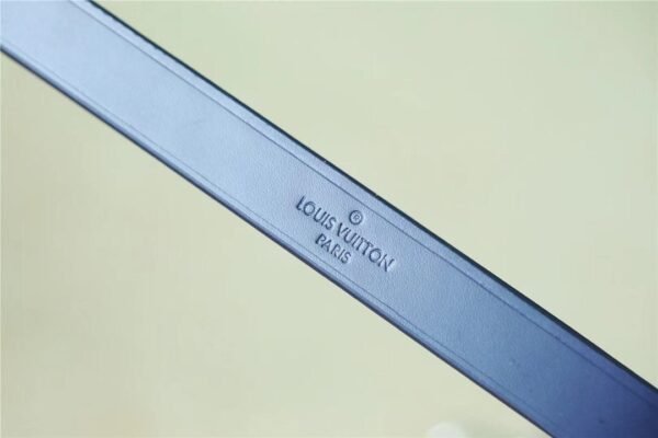 3f809b55 LV Twist PM Bag, Shoulder and Cross Body Bags For Women Gradient Blue 7.5in/19cm LV M59896