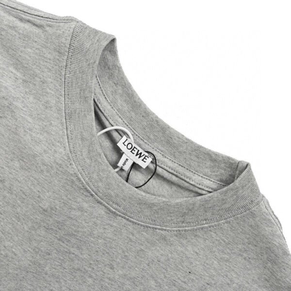 4_8f25ca72-0ff0-4e14-9a94-0d266320c18b Loewe Pattern Pocket T-Shirt in Grey