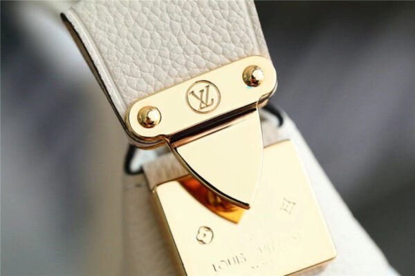 LV Neverfull MM Monogram Canvas Beige For Women,  Shoulder and Crossbody Bags 9.4in/24cm LV?