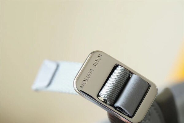 5076fbe1 LV New Backpack 43cm Grey