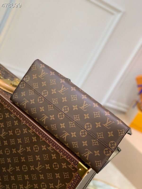 LV Onthego MM Fall In Love Monogram Canvas For Women, Women¡¯s Handbags, Shoulder Bags 13.8in/35cm LV M45888