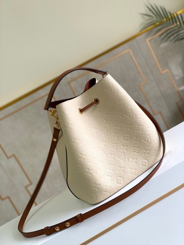 LV NeoNoe MM Bucket Bag Monogram Empreinte Creme For Women, Women¡¯s Bags, Shoulder Bags 10.2in/26cm LV M45307