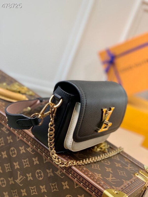 5C695BCB-EAE1-416D-9F25-1636242FDCF5-79434-1624388936-1 LV Lockme Tender Bag Black For Women, Women¡¯s Handbags, Shoulder And Crossbody Bags 7.5in/19cm LV M58557