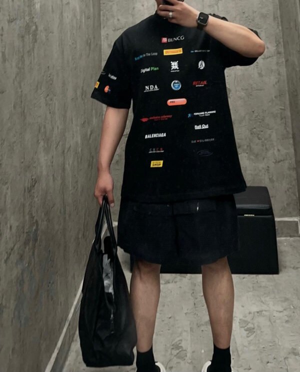 5bf78a5b Balenciaga Logo-Print T-Shirt