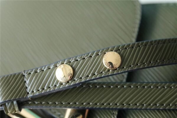 5c349e25 LV Twist MM Bag, Shoulder and Cross Body Bags For Women Kaki / Quartz White 9.1in/23cm LV M59884