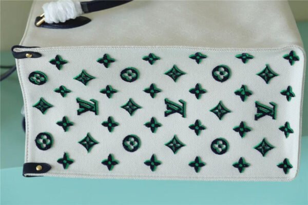 5c6d880e LV Onthego GM Monogram Giant And Raffia White/ Black For Women, Shoulder And Crossbody Bags 41cm/16.1in LV?