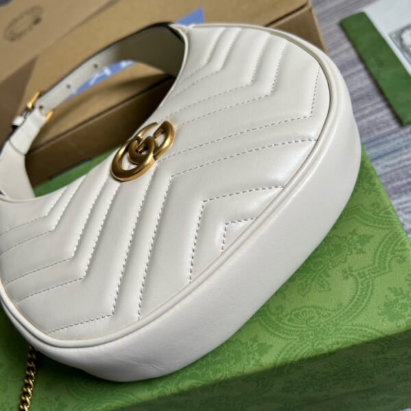 gg Marmont Half Moon Shaped Mini Bag White For Women, Women’s Bags 8.5in/22cm gg ?699514 DTDHT 9022