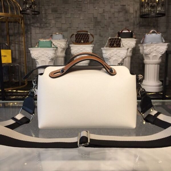 FI By The Way Medium White For Women, Hangbags, Shoulder And Crossbody Bags 11.4in/29cm FF 8BL146